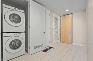 Photo #3: 2791714 Listing