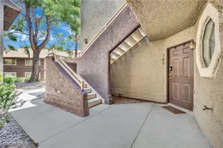 Photo #3: 2791726 Listing