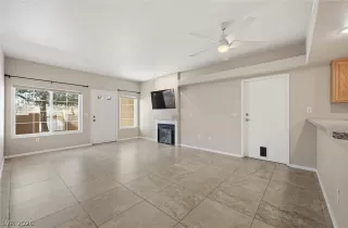 Photo #4: 2791757 Listing