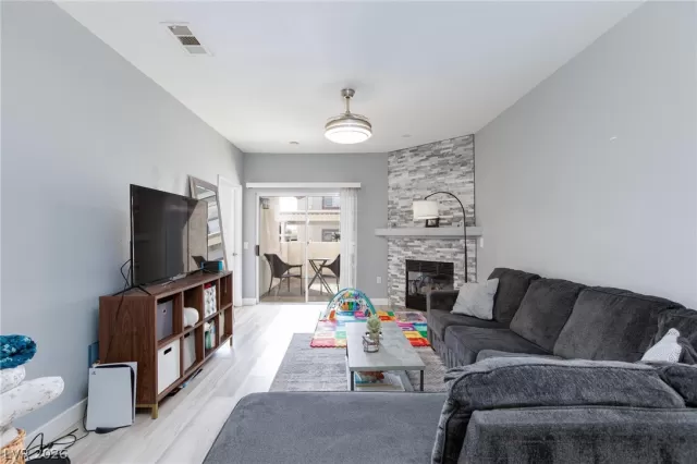 MLS: 2791813 Condo For Sale