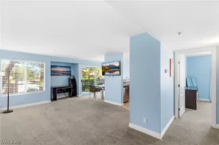 Photo #4: 2791820 Listing