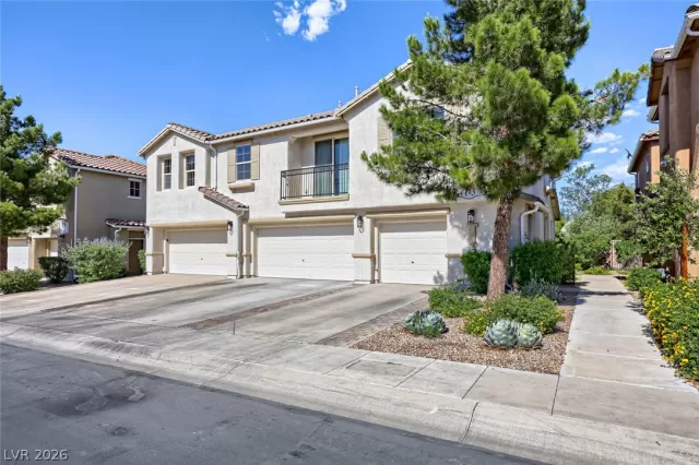 MLS: 2791870 Condo For Sale