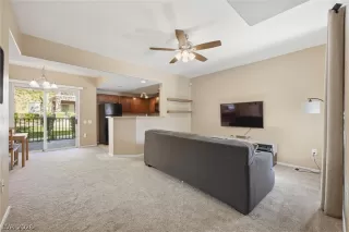 Photo #2: 2791909 Listing