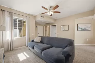 Photo #4: 2791909 Listing