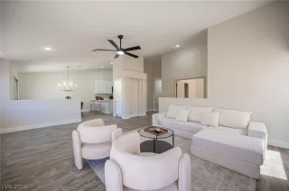 Photo #4: 2791911 Listing 