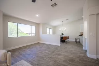 Photo #5: 2791911 Listing 