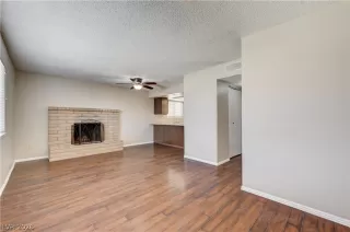 Photo #4: 2791947 Listing