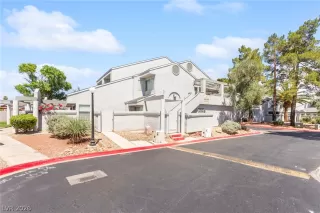 Photo #6: 2791953 Listing