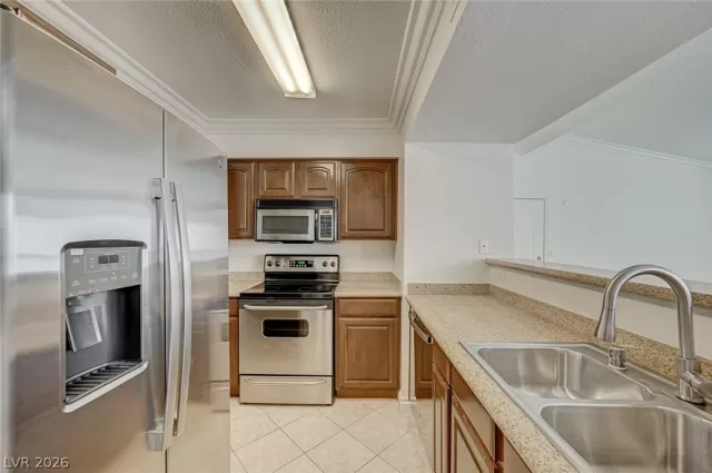 MLS: 2791966 Condo For Sale