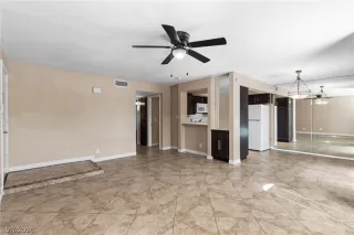 Photo #6: 2792061 Listing