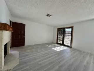 Photo #4: 2792069 Listing 