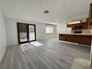 Photo #6: 2792069 Listing 