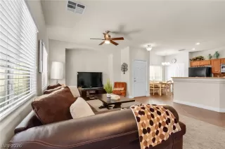 Photo #5: 2792102 Listing 