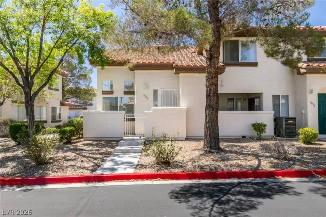 MLS: 2792167 Condo For Sale