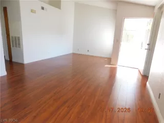 Photo #2: 2792191 Listing
