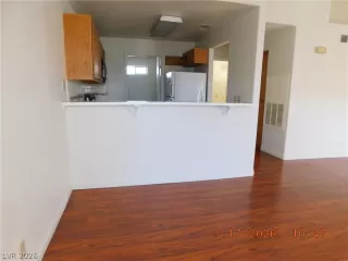 Photo #4: 2792191 Listing