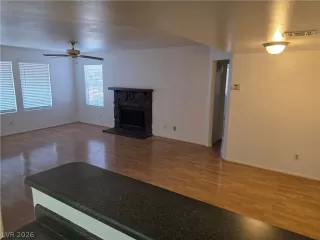 Photo #5: 2792207 Listing