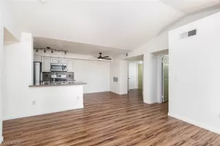 Photo #2: 2792222 Listing