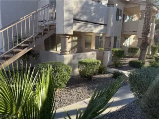 Photo #1: 2792224 Listing 