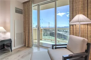 Photo #6: 2792283 Listing