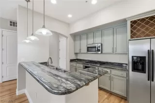 Photo #1: 2792284 Listing 