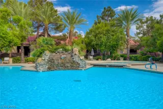 Photo #1: 2792287 Listing