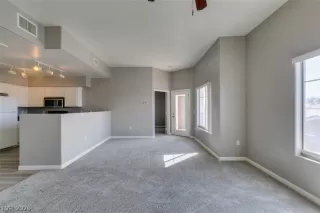 Photo #2: 2792291 Listing