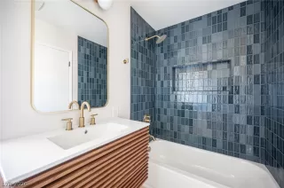 Photo #1: 2792301 Listing 
