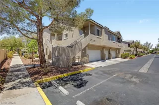 Photo #6: 2792329 Listing