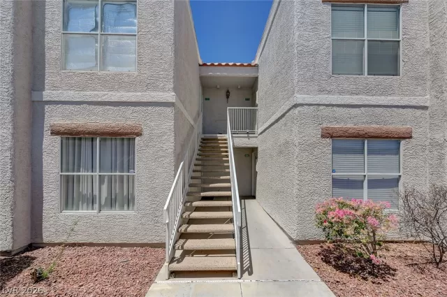 MLS: 2792338 Condo For Sale