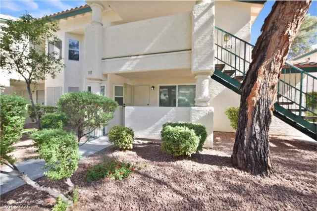 MLS: 2792413 Condo For Sale