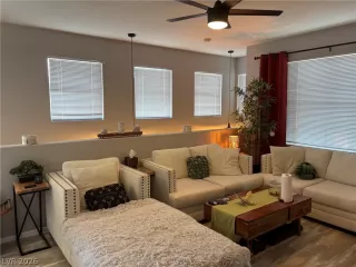 Photo #5: 2792418 Listing 