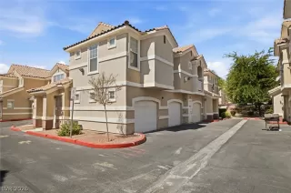 Photo #3: 2792425 Listing