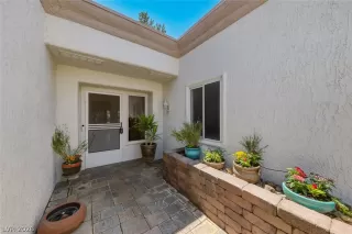 Photo #4: 2792427 Listing