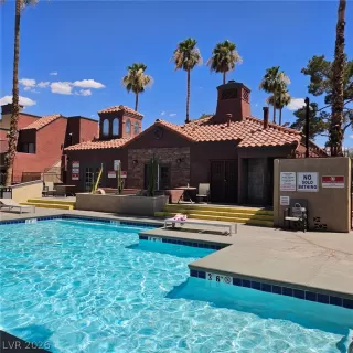 Photo #4: 2792436 Listing 