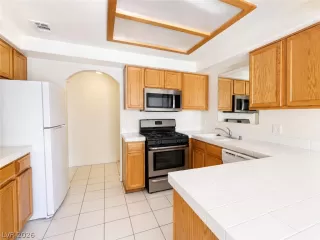 Photo #3: 2792454 Listing