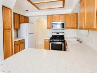 Photo #4: 2792454 Listing