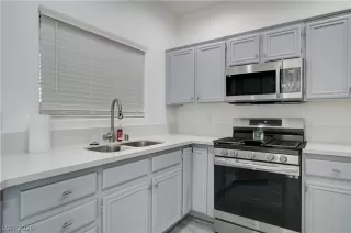Photo #2: 2792462 Listing
