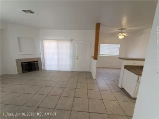 Photo #4: 2792476 Listing