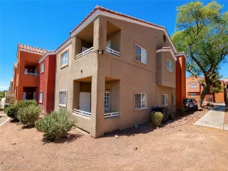 Photo #2: 2792503 Listing