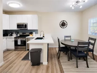 Photo #6: 2792503 Listing