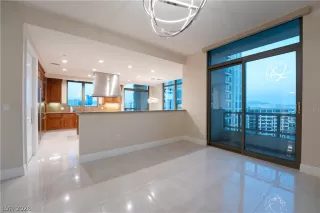 Photo #5: 2792586 Listing
