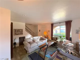 Photo #2: 2792699 Listing