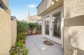 Photo #4: 2792772 Listing