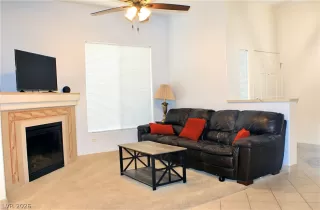 Photo #3: 2792837 Listing