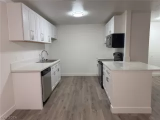 Photo #5: 2792872 Listing
