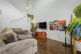 Photo #5: 2792959 Listing 