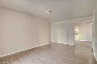 Photo #6: 2792982 Listing