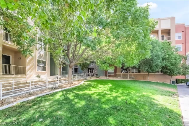 MLS: 2793000 Condo For Sale