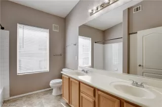 Photo #1: 2793020 Listing